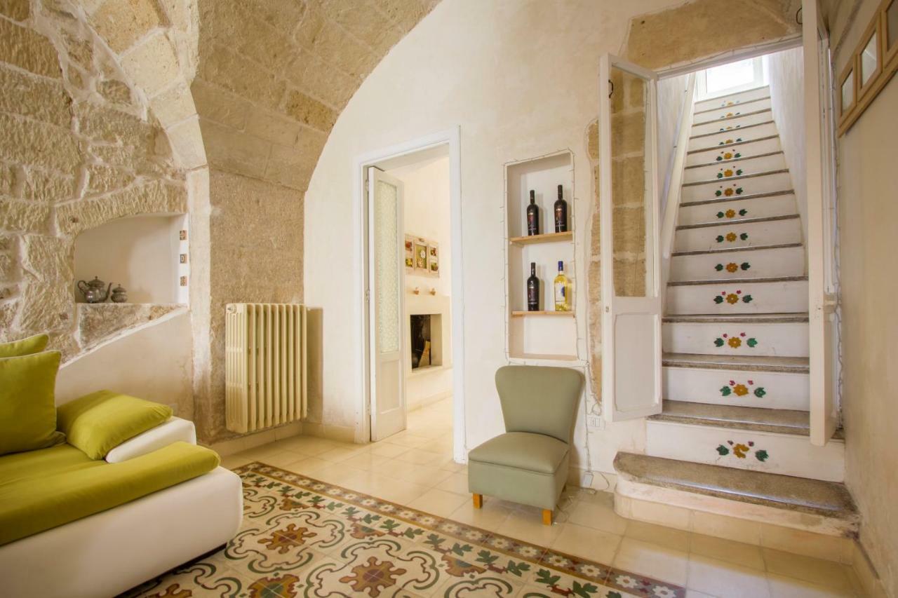 Explore The Historic City On Foot From An Old Town House Лечче Екстер'єр фото