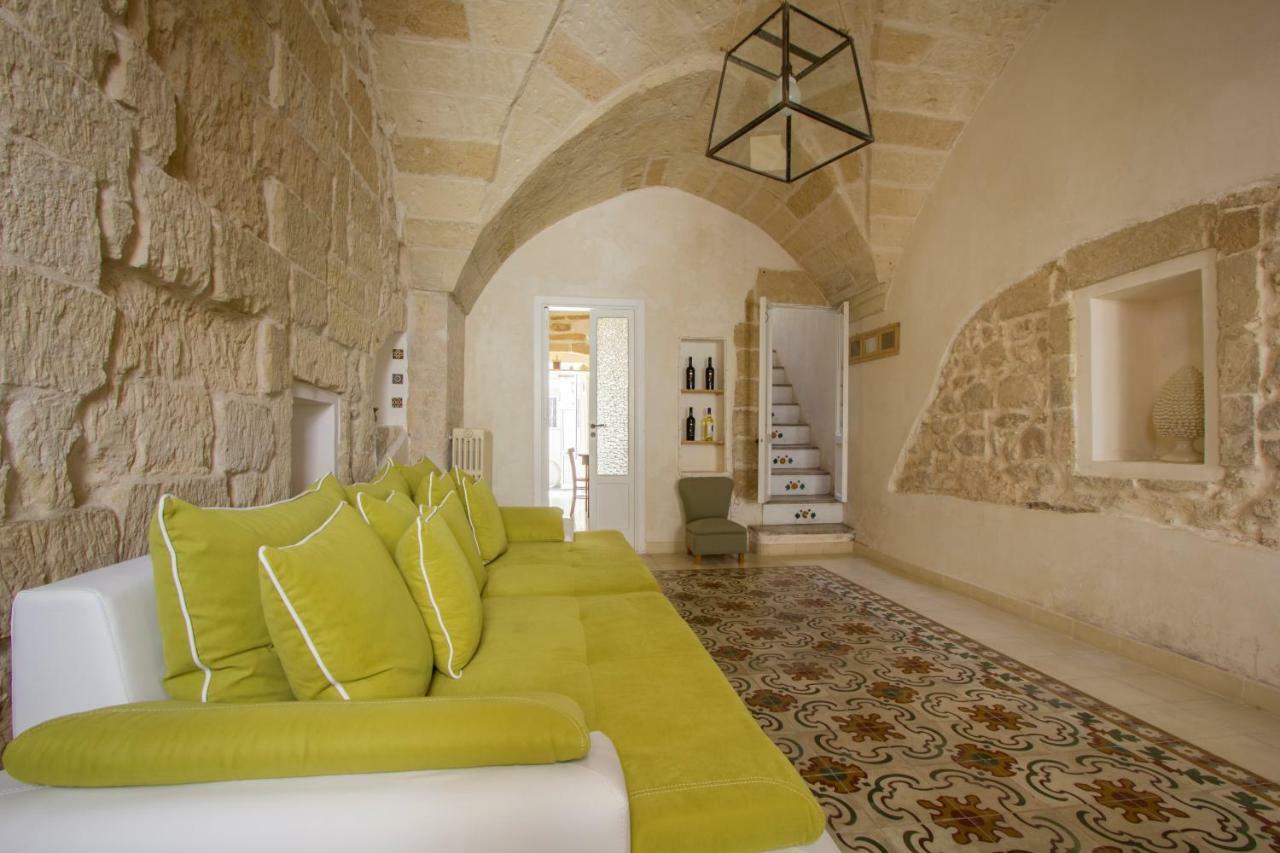 Explore The Historic City On Foot From An Old Town House Лечче Екстер'єр фото