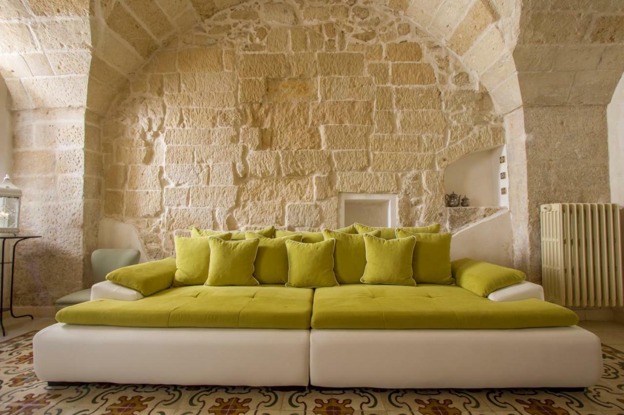 Explore The Historic City On Foot From An Old Town House Лечче Екстер'єр фото