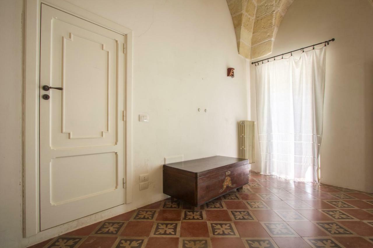 Explore The Historic City On Foot From An Old Town House Лечче Екстер'єр фото