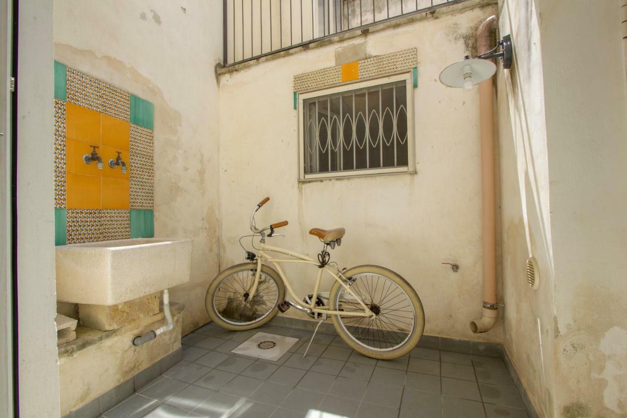 Explore The Historic City On Foot From An Old Town House Лечче Екстер'єр фото